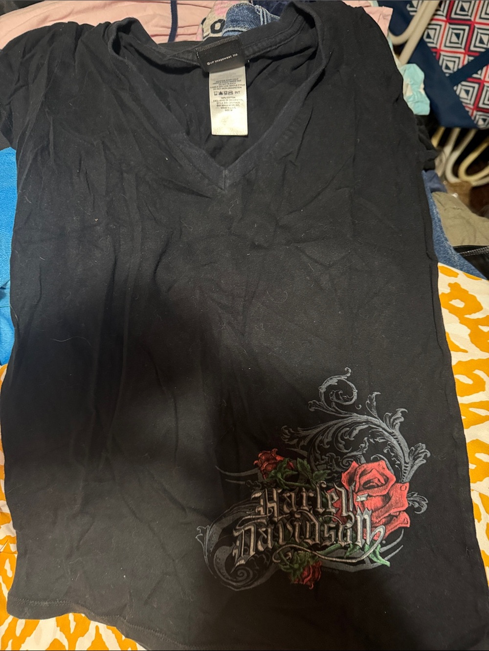 Harley-Davidson Black V-Neck Tee with Red Rose Graphic